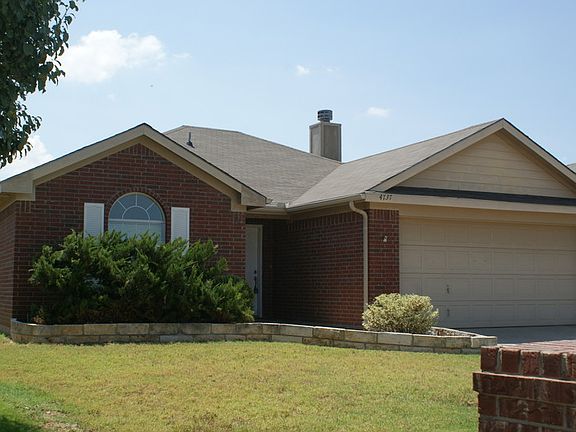 2nd image of 4737 Topaz Ln