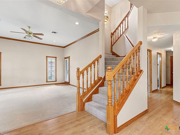4th image of 144 Gardenridge Dr