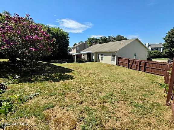 5th image of 1624 Poplar Hill Rd
