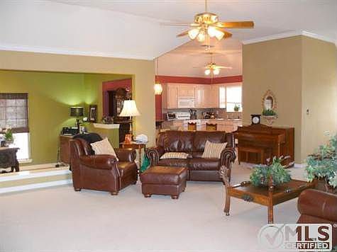 4th image of 6199 Moss Rose Ln