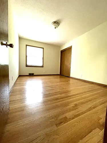 1103 Cedar View Dr Photo 1
