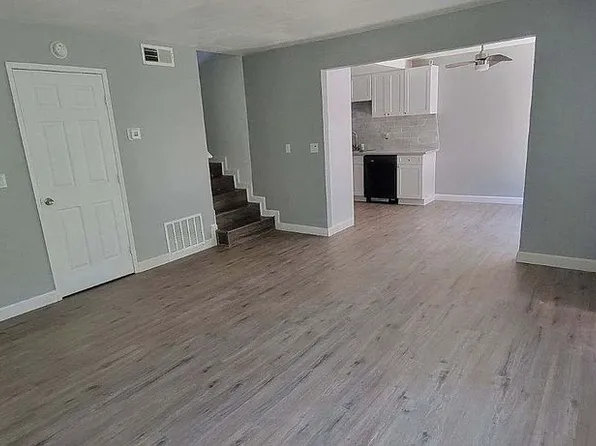 5810 Shadow Creek Dr APT 2, Sacramento, CA 95841