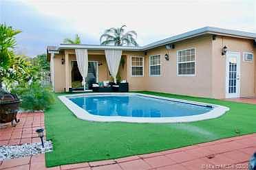 Home For Sale In Oriole Margate