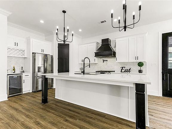 3rd image of 5504 Wilton Dr