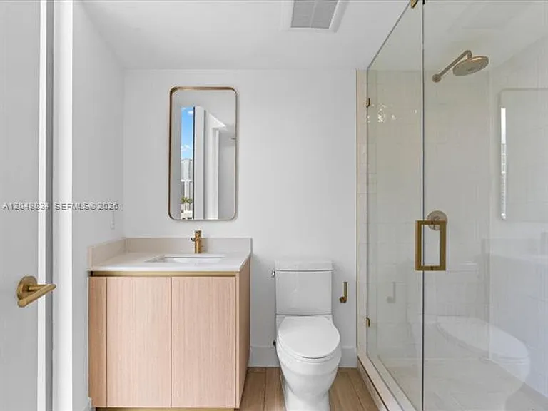 90 NE 32nd St #CU-901 — Photo 22