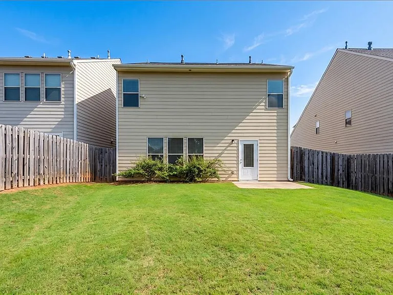 4920 Breezewood Cir — Photo 30