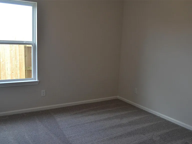 13223 Hayden Peak Dr — Photo 19