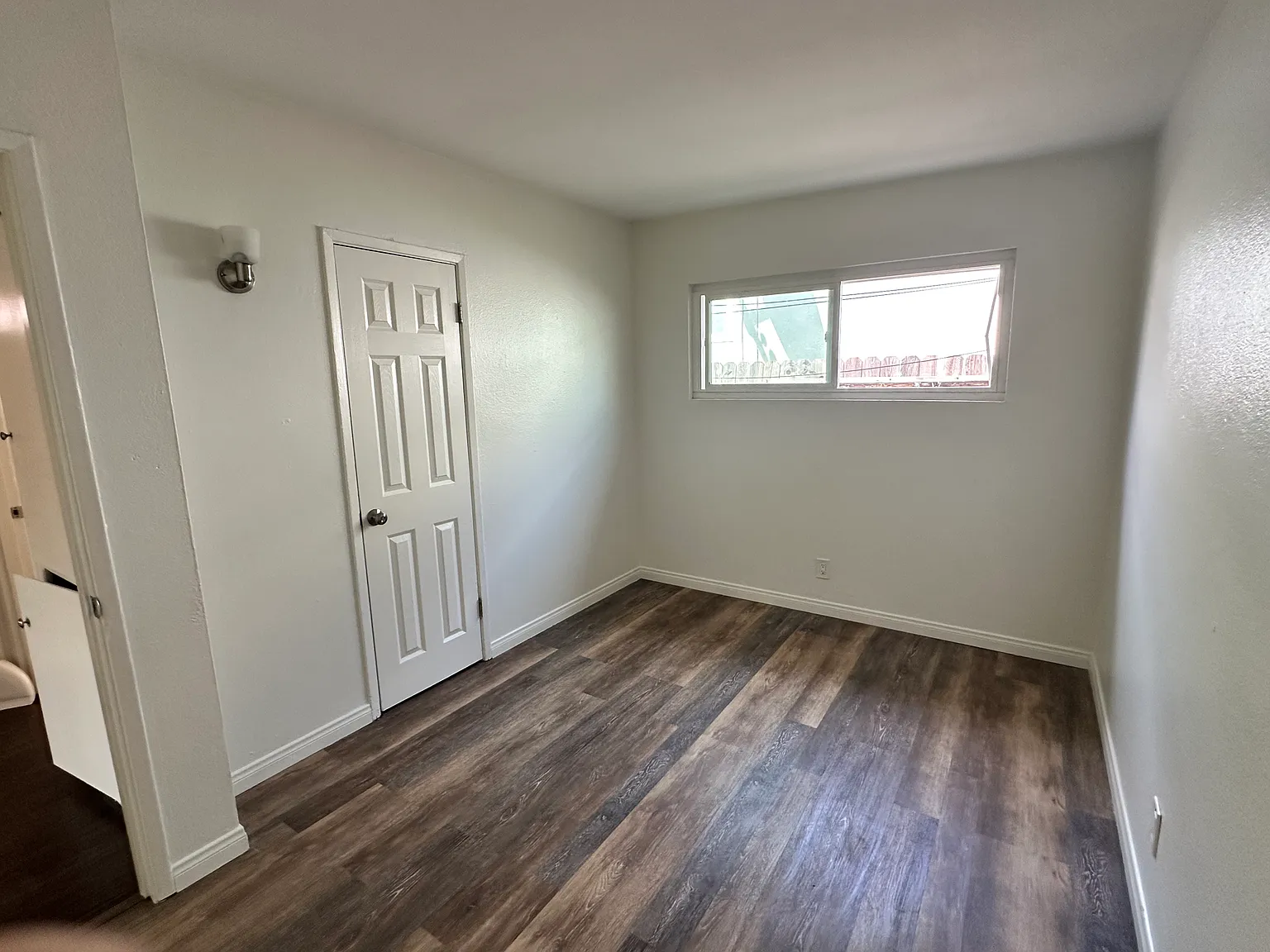 2 bed, 700 sqft, $2,250 — Photo 4