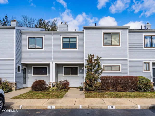 21 Helene Court, Tinton Falls, NJ 07724