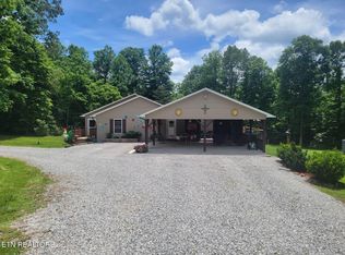 228 Paul Wheeler Ln, Jamestown, TN 38556