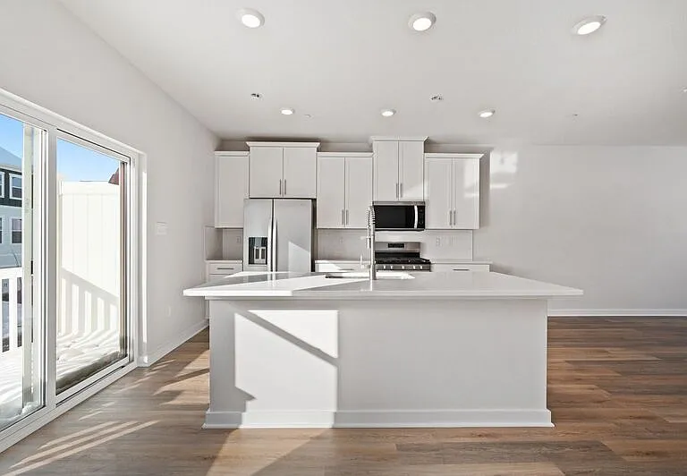 529 Cooper St #1 — Photo 8