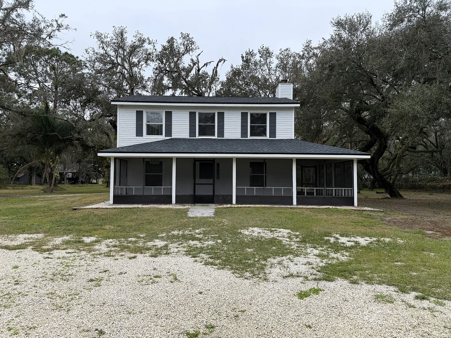 5 bed, 2000 sqft, $3,400 — Photo 1