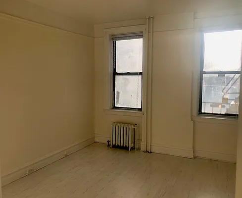 Rented by Keller Williams NYC | media 22