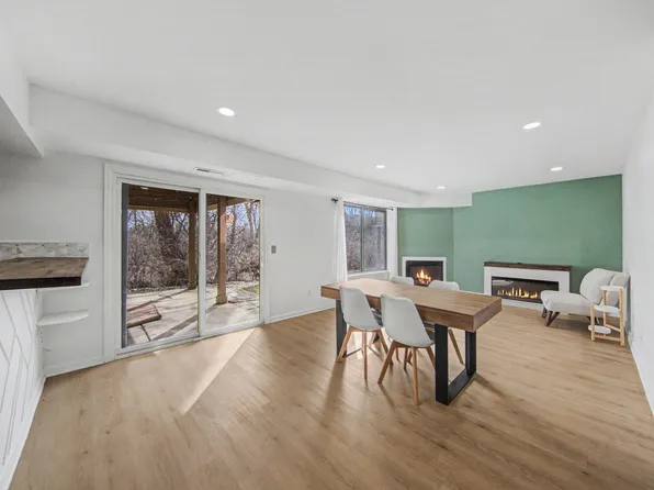 300 Briarcrest Dr Unit 140, Ann Arbor, MI 48104