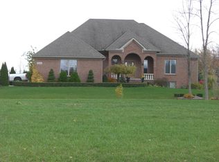 37208 Robert Dr, Richmond, MI 48062