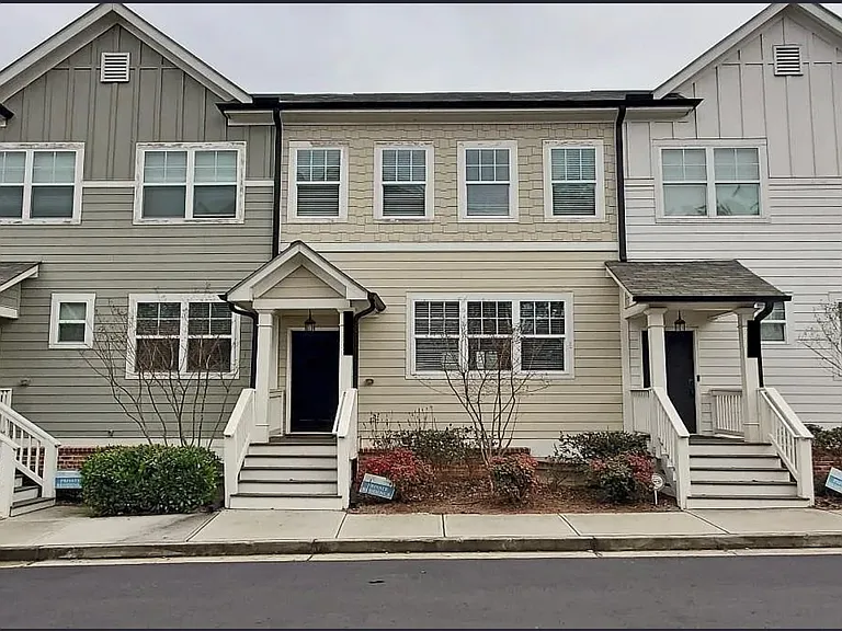 front of the house - middle unit