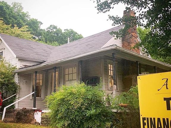 3rd image of 406 N 7th St