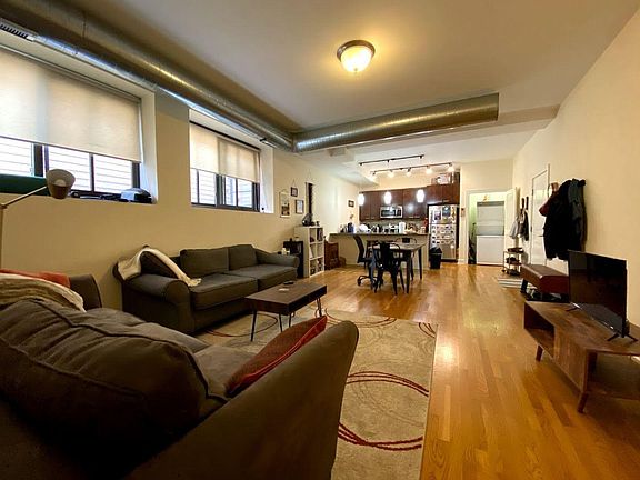 2nd image of 2774 N Milwaukee Ave #300