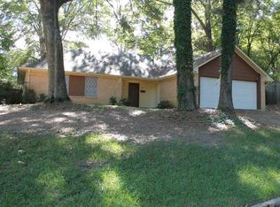1243 Ferntree Dr, Jackson, MS 39211