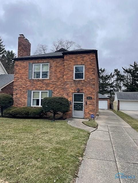1st image of 3232 Haughton Dr
