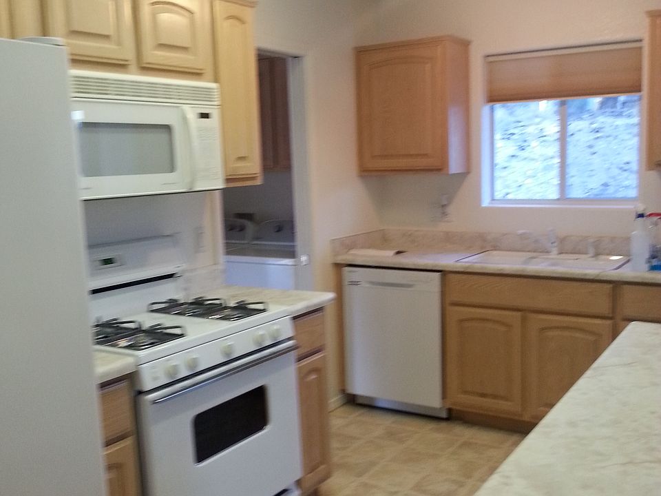 2nd image of 768 E Desert Jewel Dr
