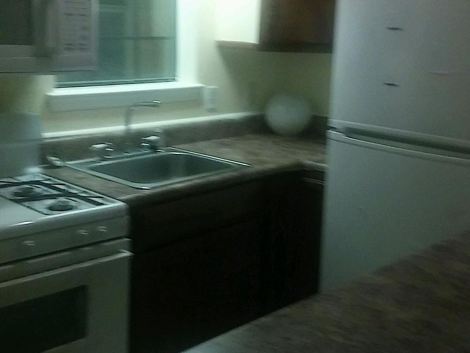 2nd image of 4749 Short Main St
