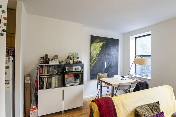 Rented by Scott Williams Realty LLC | media 21