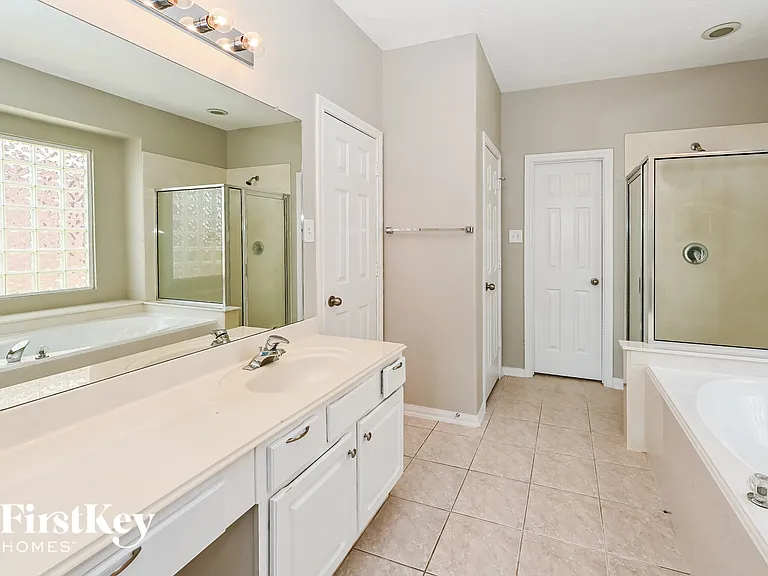 18410 Steamboat Inn Dr — Photo 12
