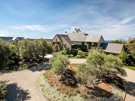 3rd image of 875 Knollwood Dr