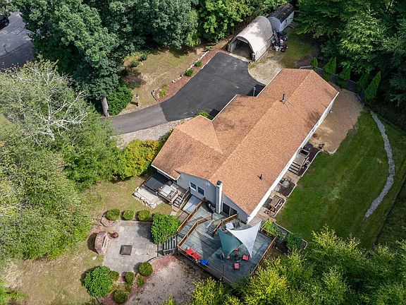 4th image of 22 Roblin Road
