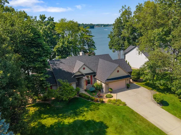 62092 Pheasant Pointe Dr, Sturgis, MI 49091