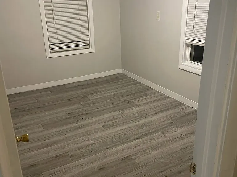 32 N Greenbush St #2 — Photo 5