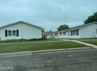 631 Western Ave, Grafton, ND 58237