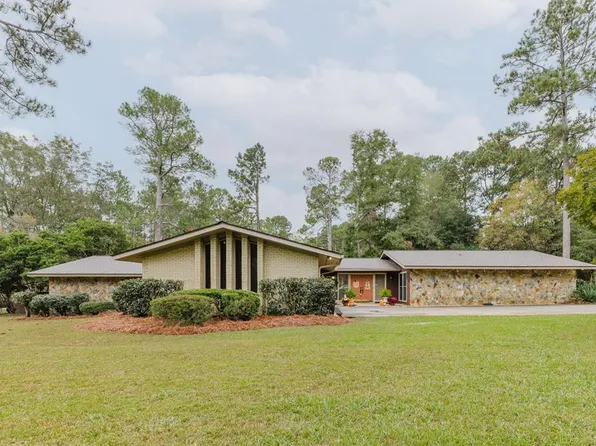 234 Edgewood Dr, Americus, GA 31709