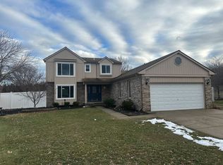 28044 Kingswood Ct, Warren, MI 48092