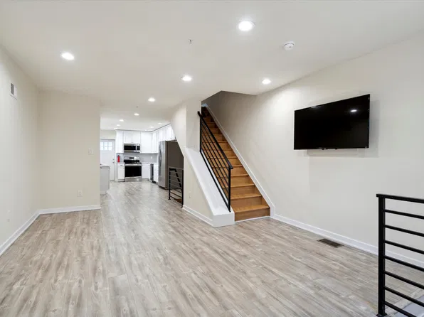 1820 W Montgomery Ave, Philadelphia, PA 19121