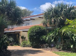 875 Crescent Beach Rd, Vero Beach, FL 32963