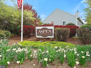 211 Aspen Dr, Plainsboro, NJ 08536