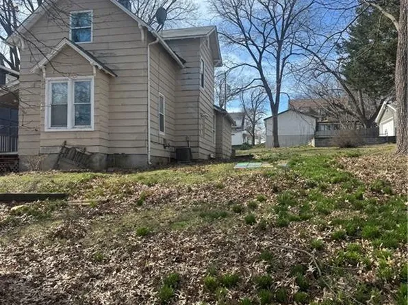 1424 6th Ave, Leavenworth, KS 66048