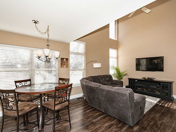 5th image of 1397 E Baronet Ln