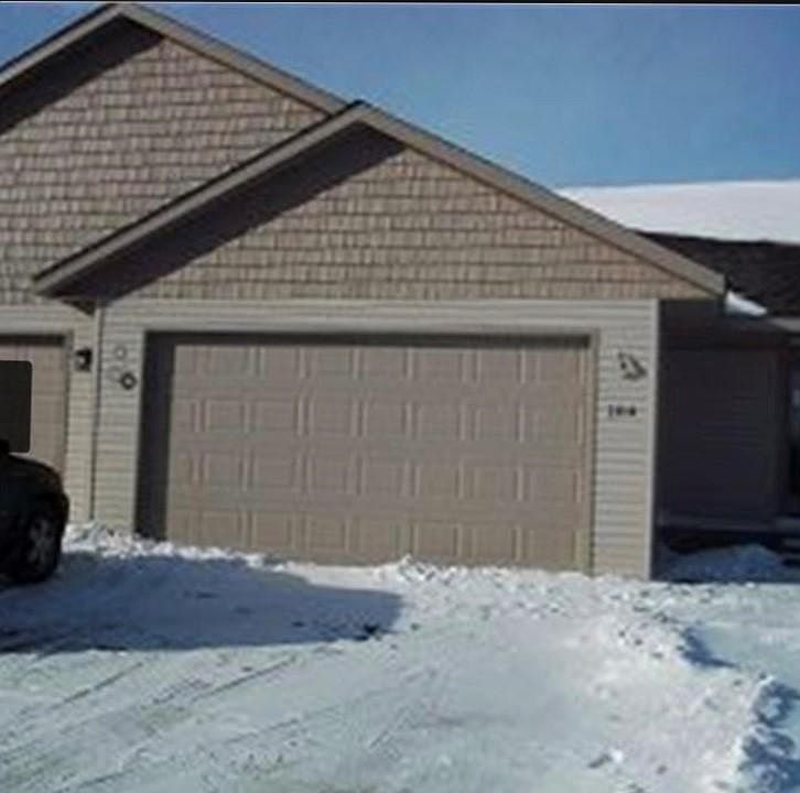 1st image of 104 Wangen Path #104
