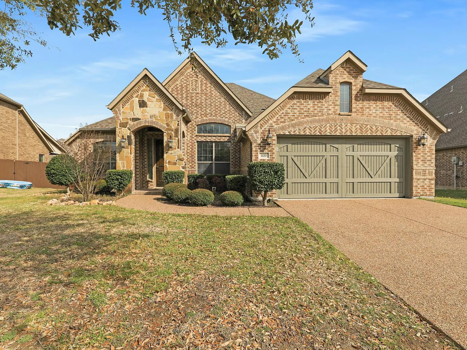 4 bed, 2344 sqft, $3,295 — Photo 1