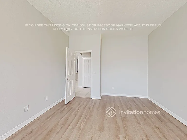 1504 Pine Marsh Loop — Photo 7