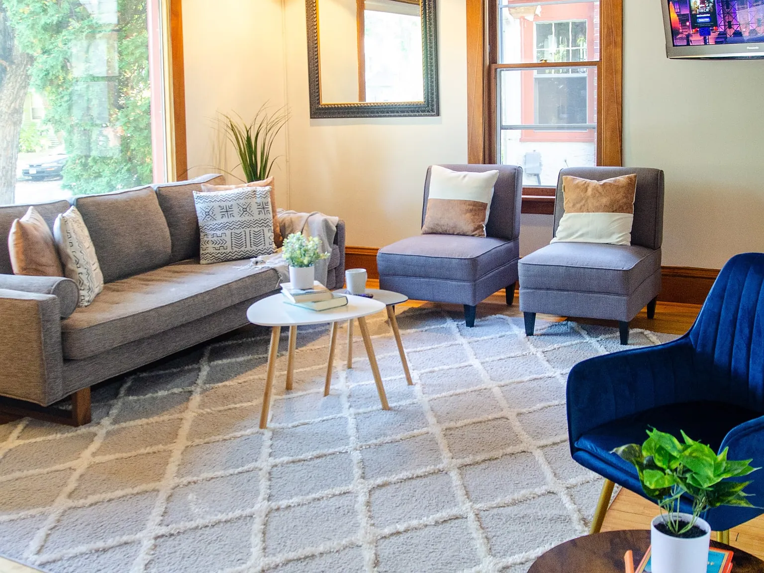 3 bed, $3,200 — Photo 3