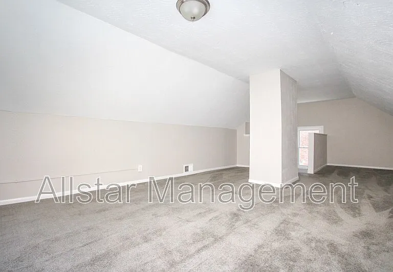 3690 Washington Blvd — Photo 36