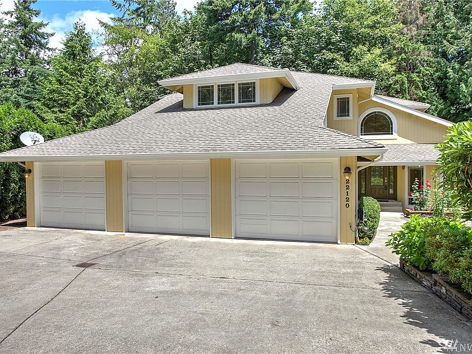 1st image of 22120 NE 27th Pl
