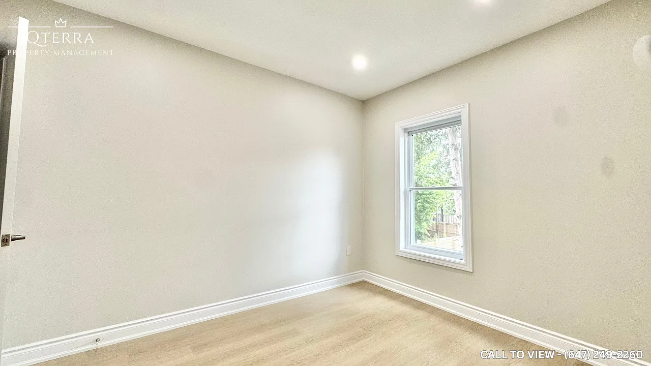 3 bed, 1.5 bath, 1900 sqft, $2,399 — Photo 4