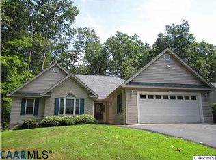 7 Jefferson Dr, Palmyra, VA 22963
