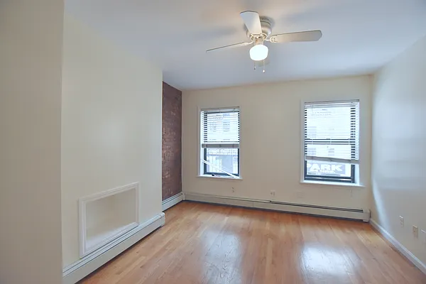 Rented by Compass | media 7