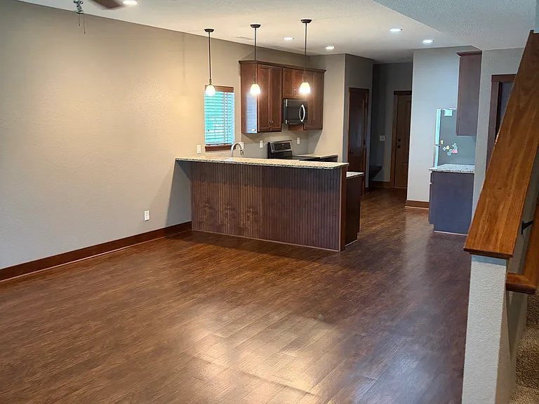 420 2nd St SW #426 — Photo 7